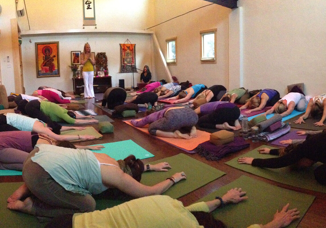 nourishing-life-dr-saraswati-teaching-yoga